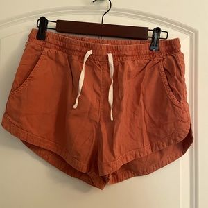 Burnt orange women’s Billabong Road Trippin’ short, size large